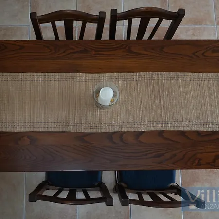 Casa Trina By Villitas Holiday home *
